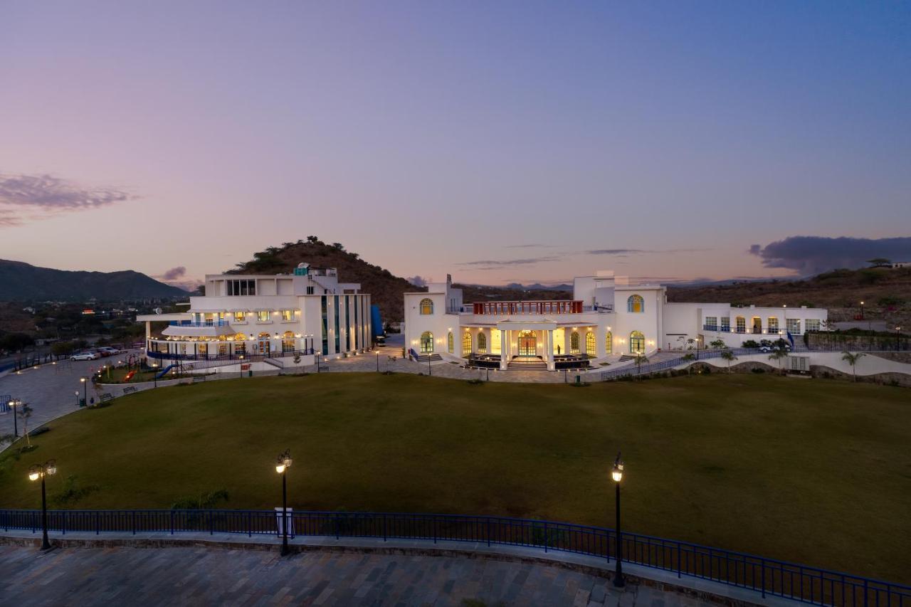 Ramee Royal Resorts & Spa - Udaipur Exterior photo